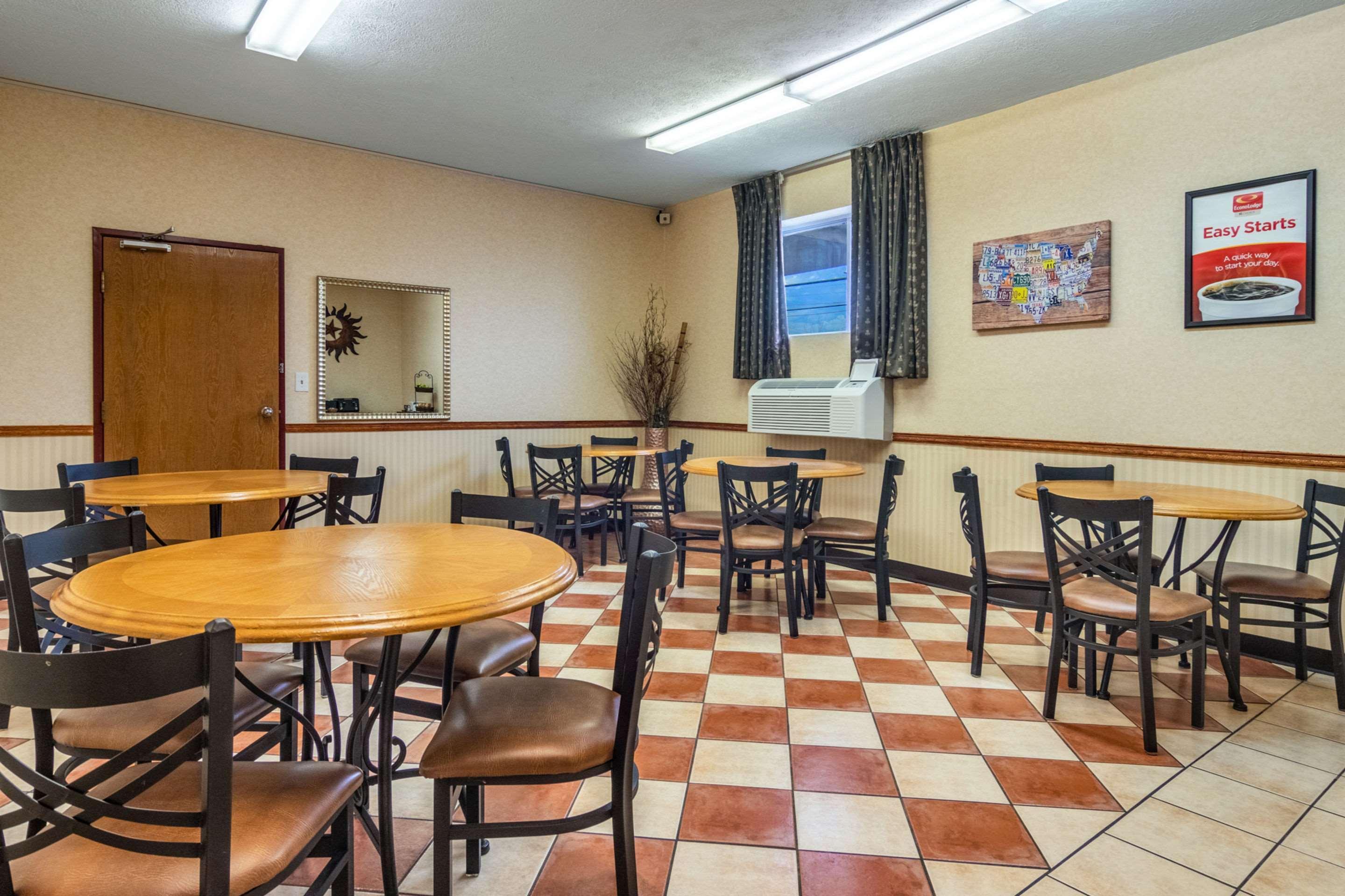 Econo Lodge Kent Exterior foto
